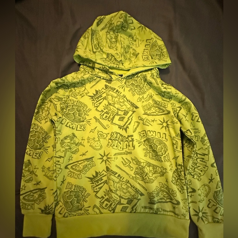 2/$20 Ninja Turtles Hoodie Boys Medium (7-8) bright green - Picture 1 of 3